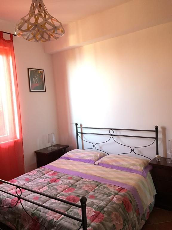 B&B Villa Zia Febronia Patti Extérieur photo
